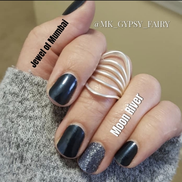 Last chance! COLOR STREET Moon River Nail Polish Strips Silver Glitter - Picture 7 of 8